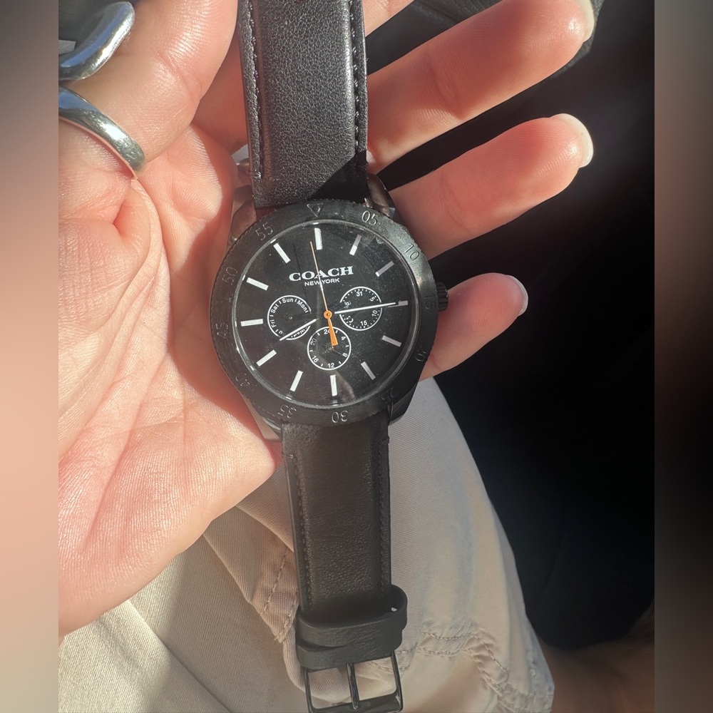 Coach Black Dial Watch with Leather Strap - Picture 4 of 6